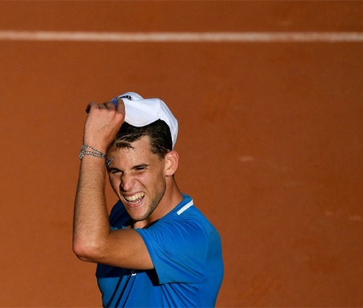 Dominic Thiem mắng Serena Williams "xấu tính"