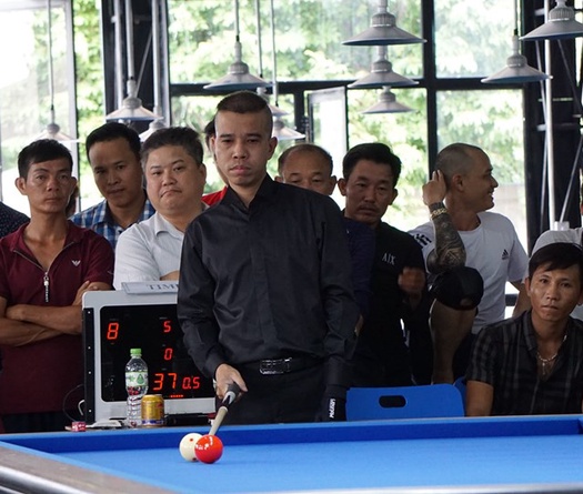 Cơ thủ vô danh đánh bại Ngô Đình Nại và Trần Quyết Chiến ở giải billiards toàn quốc