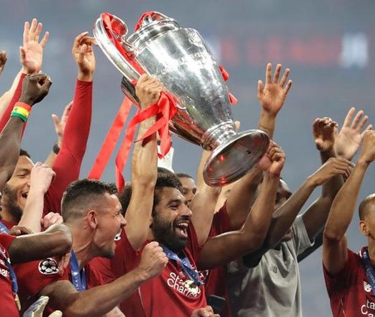 Liverpool kiếm được nhiều tiền hơn MU, Chelsea, Arsenal trong mùa giải như thế nào?