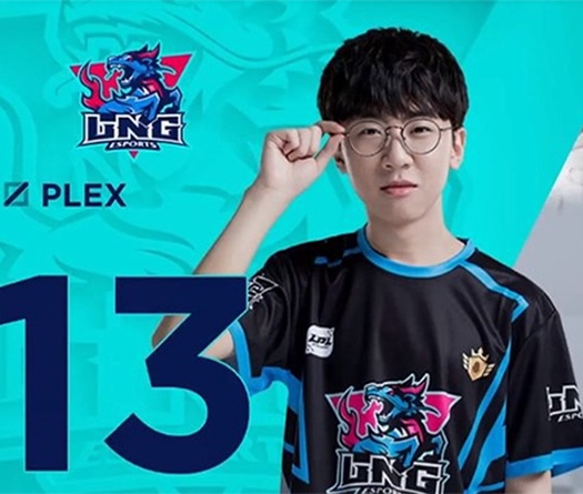 Sofm và đồng đội đánh bại đương kim Á quân trong ngày đầu ra quân