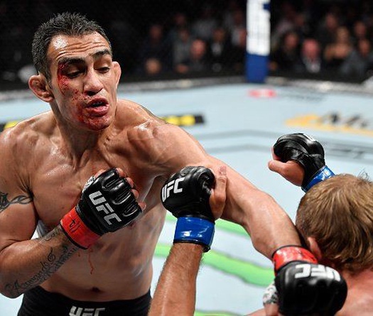 Tony Ferguson phán muốn tái đấu với Donald Cerrone vì "thắng kiểu này không vui"