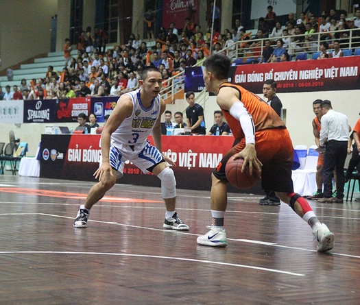 Đại bàng tiếp tục bay cao, nhấn chìm Danang Dragons