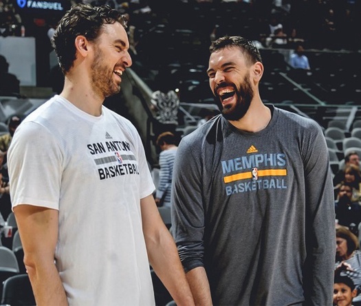 Sau một thập kỷ  anh em nhà Gasol ghi tên mình vào lịch sử NBA