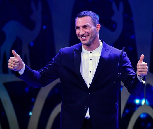 "Cầu được ước thấy", ông trời cho du thuyền của huyền thoại Wladimir Klitschko bốc cháy
