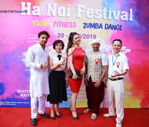 'Bậc thầy Yoga thế giới' được đón chào nồng nhiệt tại Hà Nội