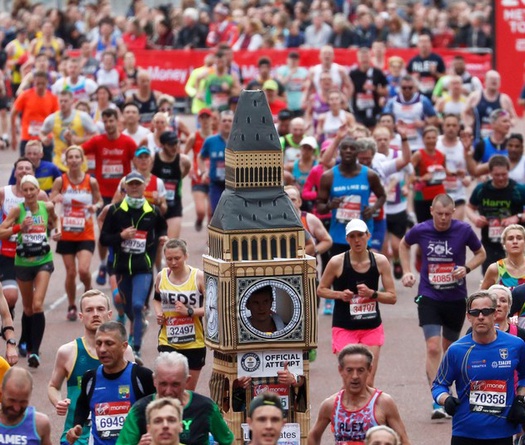 Vận động viên dự London Marathon 2019 bị sỉ nhục ‘béo ú, chậm như rùa’ được đền bù