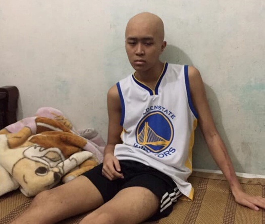 VBA ném 3 điểm chung tay giúp đỡ "baller" 18 tuổi bị ung thư