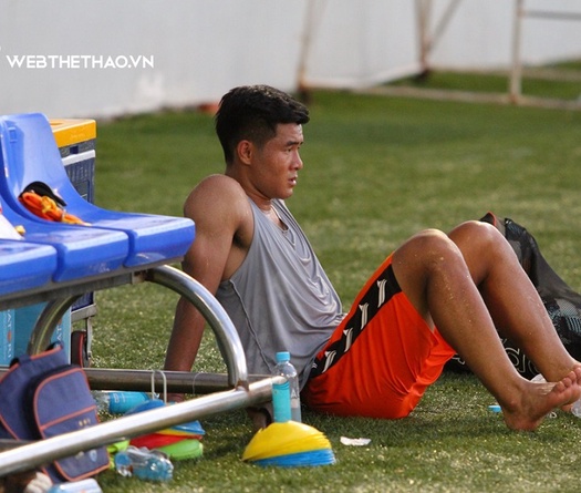 Dù khỏe mạnh, Hà Đức Chinh bị thay ra sớm khi Đà Nẵng thắng Nam Định