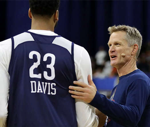 HLV Golden State Warriors cho rằng Anthony Davis đã tạo tiền lệ xấu cho toàn NBA