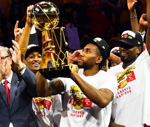 Vượt qua Harden và LeBron, Kawhi nhận danh hiệu cầu thủ xuất sắc nhất