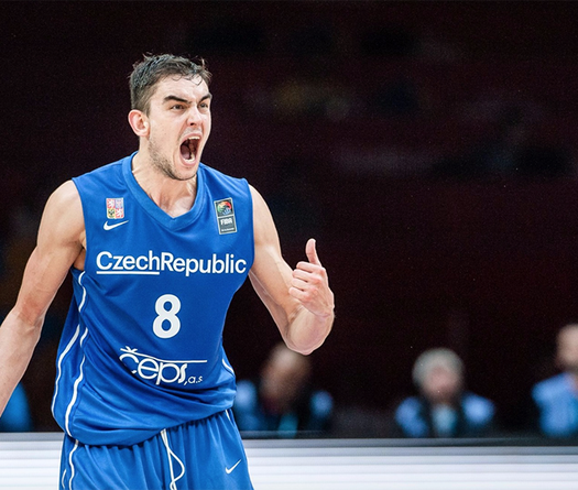 Ngôi sao bóng rổ CH Séc Satoransky mong chờ từng ngày được đối đầu với ĐT Mỹ