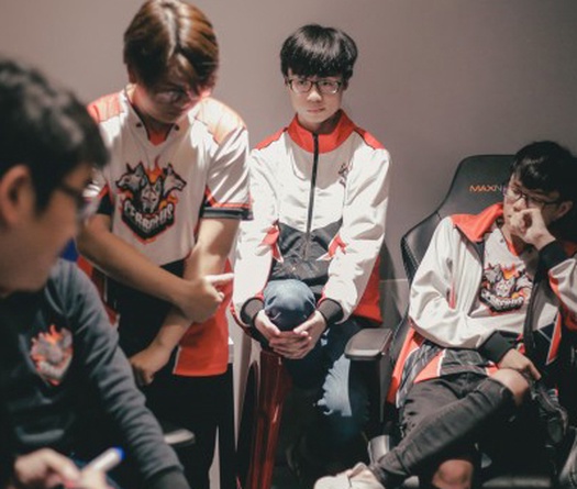 VCS Mùa Hè 2019 ngày 2/8: QG vs CES