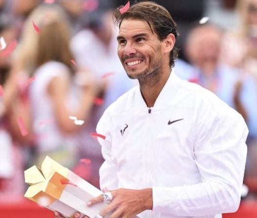 Nadal đạt cột mốc chỉ có Federer và Jimmy Connors làm được