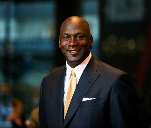Michael Jordan vẫn giữ vị trí độc tôn trong khoản kiếm tiền tại NBA