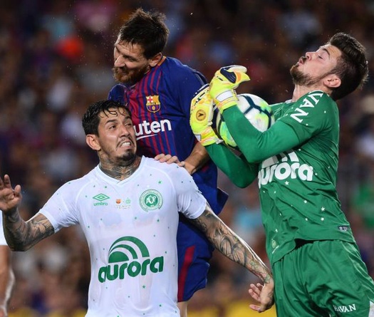 Soi kèo bóng đá Chapecoense vs Avai 05h00, 19/8 (vòng 15 giải VĐQG Brazil)