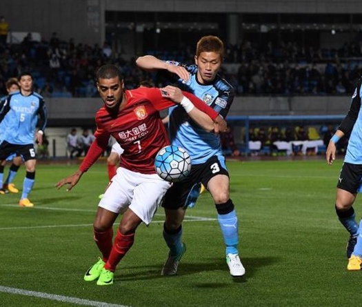 Link xem bóng đá trực tuyến Muangthong vs Suphanburi (17h00, 25/8)