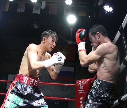 Mãn nhãn với đêm Quyền Anh chuyên nghiệp tại TP.HCM