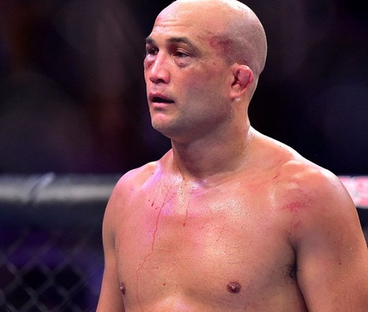 Huyền thoại MMA BJ Penn bị đánh knockout khi ẩu đả ngoài quán bar