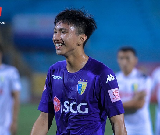 Đoàn Văn Hậu giá trị thế nào và nhận lương bao nhiêu ở Heerenveen?