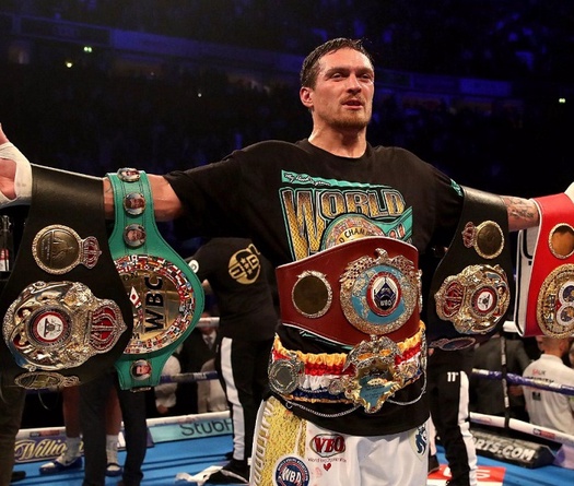 Oleksandr Usyk đối đầu huyền thoại Kickboxing Tyrone Spong trong màn ra mắt hạng nặng