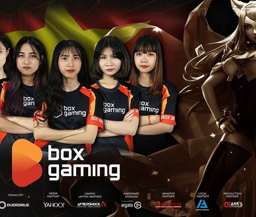 Những thành viên của Box Ladies - đại diện của LMHT tham dự FSL