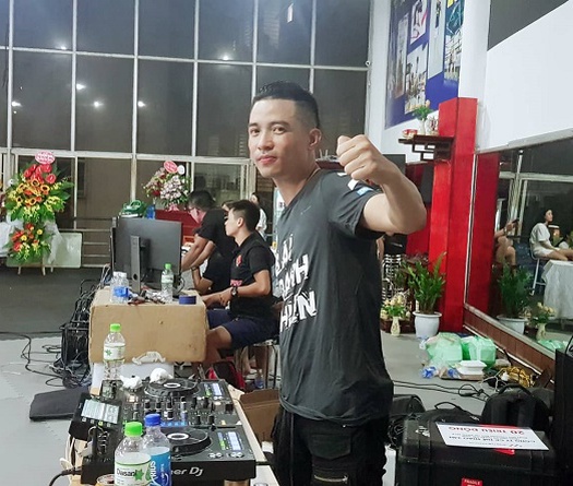 Bài Danh Chiến 2019: DJ Gary Bình - Người hùng sau bàn mix nhạc