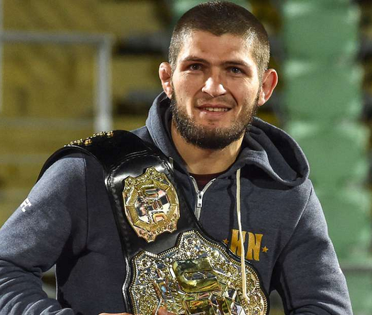 Chán vật nhau với gấu, Khabib chuyển sang đấm nhau với sư tử