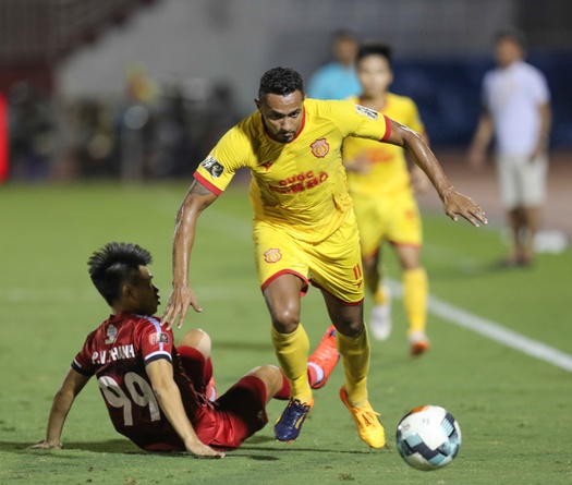 Trực tiếp TPHCM vs Nam Định trên kênh nào? 