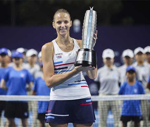 Chung kết giải quần vợt Trịnh Châu Mở rộng: Pliskova vượt mưa thắng Martic