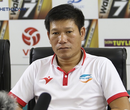 HLV Nguyễn Hải Biên báo tin mừng về Quế Ngọc Hải