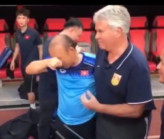 Thầy Park giải thích vì sao khóc nhiều khi làm việc ở Việt Nam