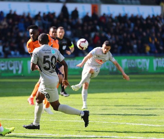 Nhận định Istanbul Basaksehir vs Rizespor 00h30, 28/09 (vòng 6 VĐQG Thổ Nhĩ Kỳ)