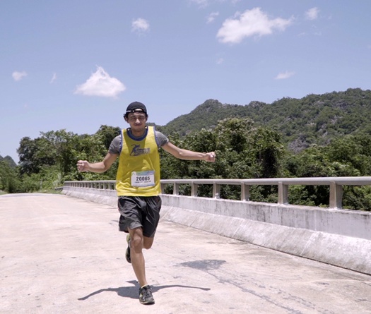 Chạy theo “hứng” nhưng Hữu Vi vẫn chinh phục 21km Revive Marathon Xuyên Việt Quảng Bình