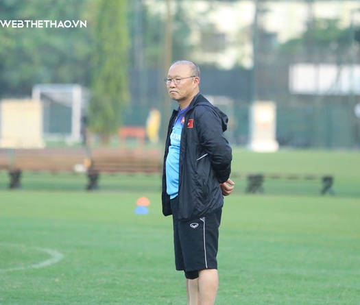 Nhìn U22 Việt Nam, thầy Park có lý do để lo lắng cho Quang Hải