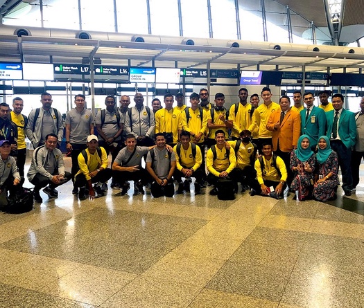 ĐT Malaysia đã đặt chân đến Hà Nội, chuẩn bị nghênh chiến Việt Nam