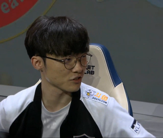 Phân tích trận đấu FNC vs SKT (Vòng bảng CKTG): Quỷ Vương bất tử