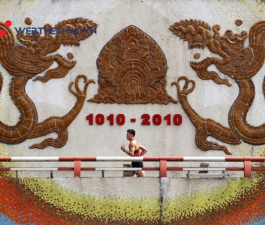 Ngắm cung đường đẹp lạ của VPBank Hanoi Marathon 2019 với soái ca Quách Công Lịch