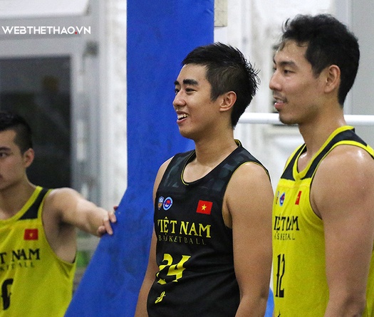 Cập nhật quân số đội tuyển bóng rổ Việt Nam: Chờ nhà Đinh và Dierker