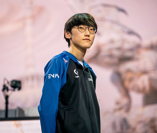 Đứng đầu bảng D chưa đủ, Damwon Gaming còn thống trị xếp hạng đơn Châu Âu