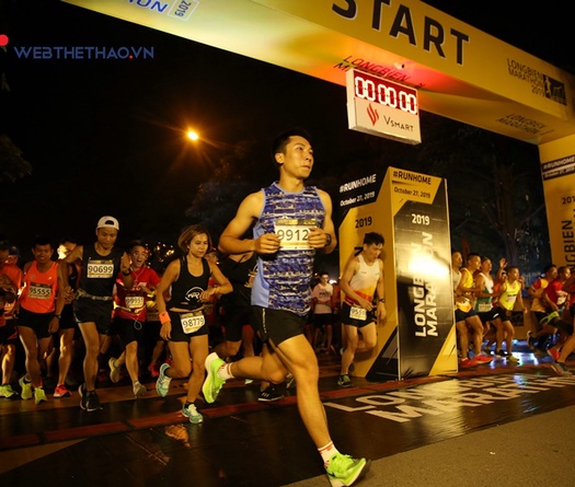Longbien Marathon 2019 khai cuộc sôi động trong sáng thu Hà Nội