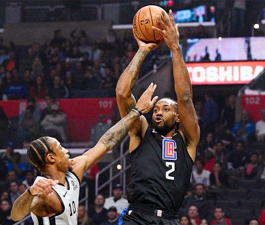 Kawhi Leonard thức tỉnh muộn, LA Clippers phá mạch bất bại của Spurs