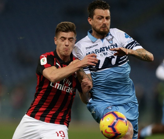 Soi kèo AC Milan vs Lazio, 02h45 ngày 04/11 (Serie A 2019/2020)