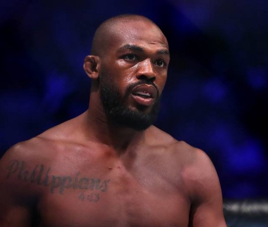 Jon Jones và Ali Abdelaziz quyên góp thêm 1 tỉ đồng cho thông tin về con gái của Walt Harris