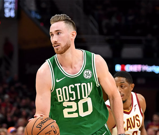 Gordon Hayward và trận đấu career-high sánh ngang huyền thoại Wilt Chamberlain