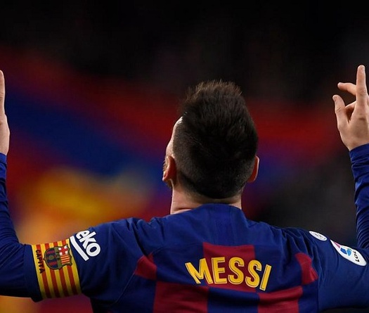 Messi cùng Barca san bằng kỷ lục lập hat-trick với Cristiano Ronaldo