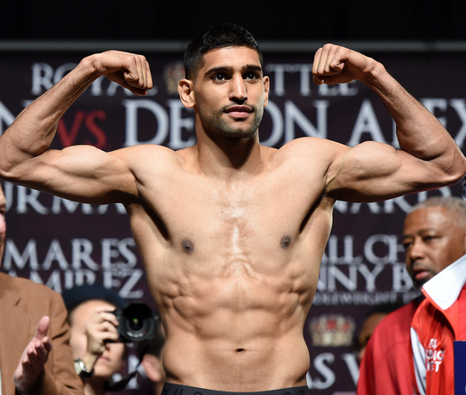 Không với đến Mayweather, Amir Khan nhắm đến Manny Pacquiao trước khi giải nghệ