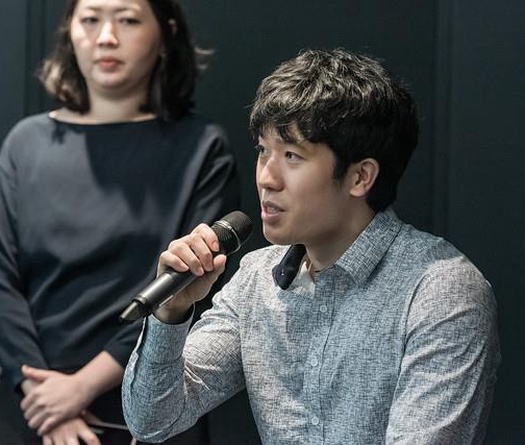 HLV cvMax bị cấm tham dự tất cả các giải đấu của Riot