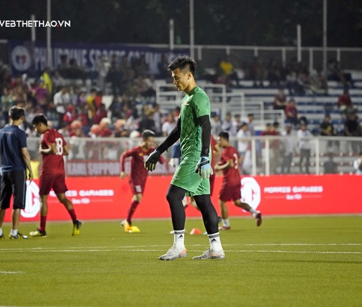 Tại sao Bùi Tiến Dũng liên tục mắc sai lầm?