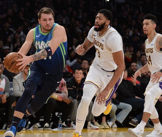 Luka Doncic tỏa sáng, Lakers đứt mạch bất bại