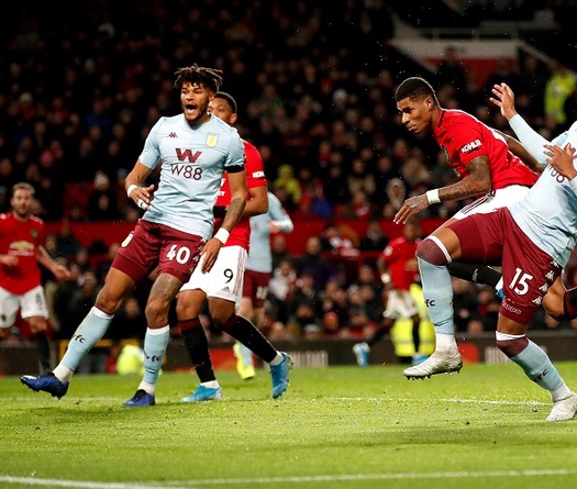 Người hâm mộ MU “đòi” bàn thắng cho Rashford trước Aston Villa